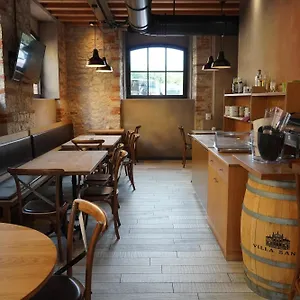 https://nuova-filanda-rooms-and-more.hotelinveneto.com
